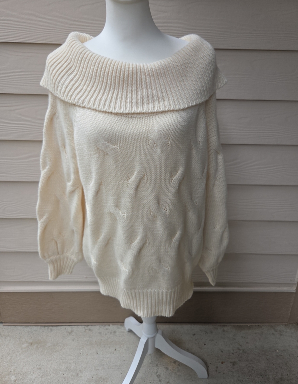 Easel Cream Off Shoulder Fold Over Cable Knit Sweater Womens Size Medium